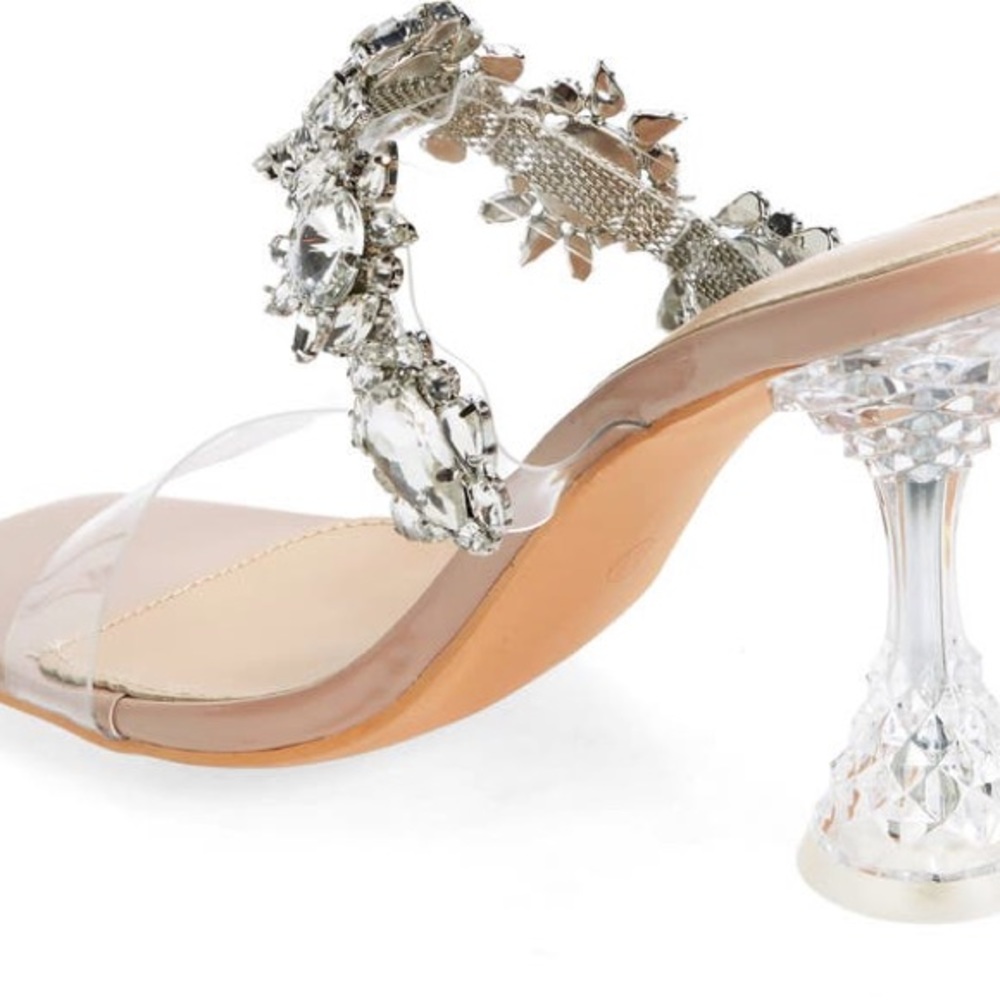 Azalea Wang cream diamond encrusted elements on strap and artsy heel - Picture 5 of 7